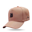 Boné Snapback Basic Caramelo Logo Preto