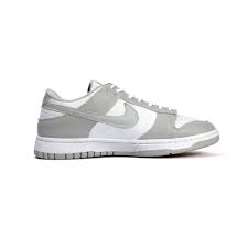 TÊNUS DUNK LOW SB